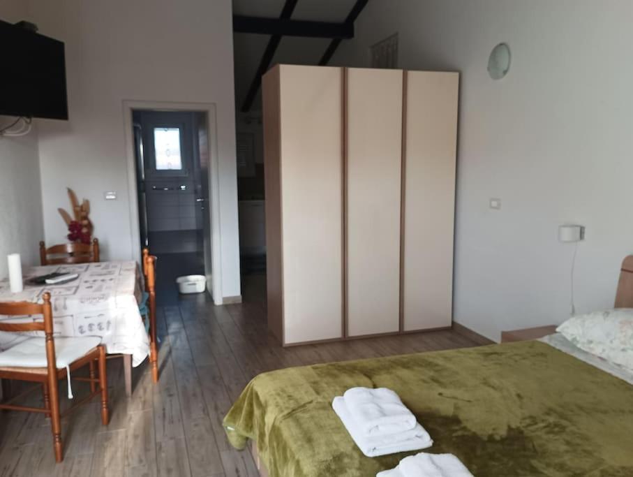 Apartment, 200M From Sea Brtonigla Exterior foto